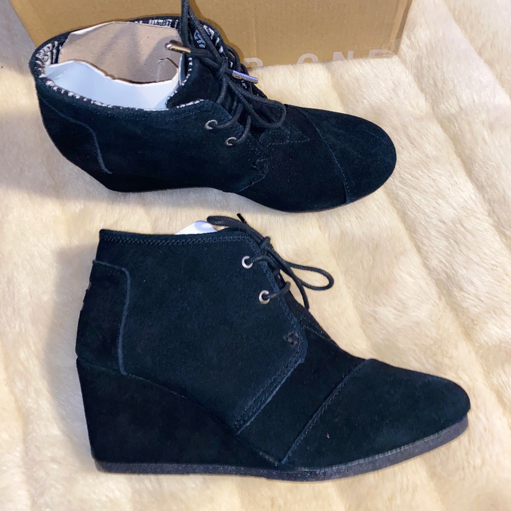 Toms wedges